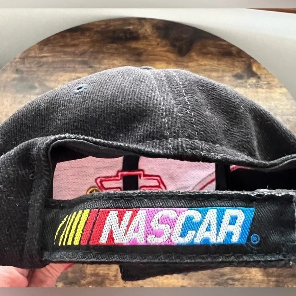 VINTAGE BUNDLE: NASCAR. 3- Dale Earnhardt baseball caps + #3 pin. - Picture 9 of 16